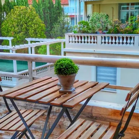 Apartment A 2 Pas Du Festival Et Plages Cannes